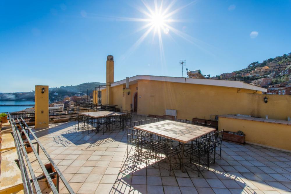 appartamento in vendita a Monte Argentario in zona Porto Santo Stefano