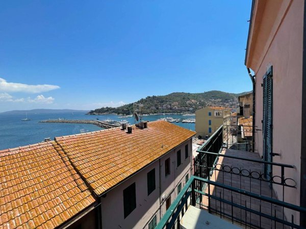appartamento in vendita a Monte Argentario in zona Porto Santo Stefano