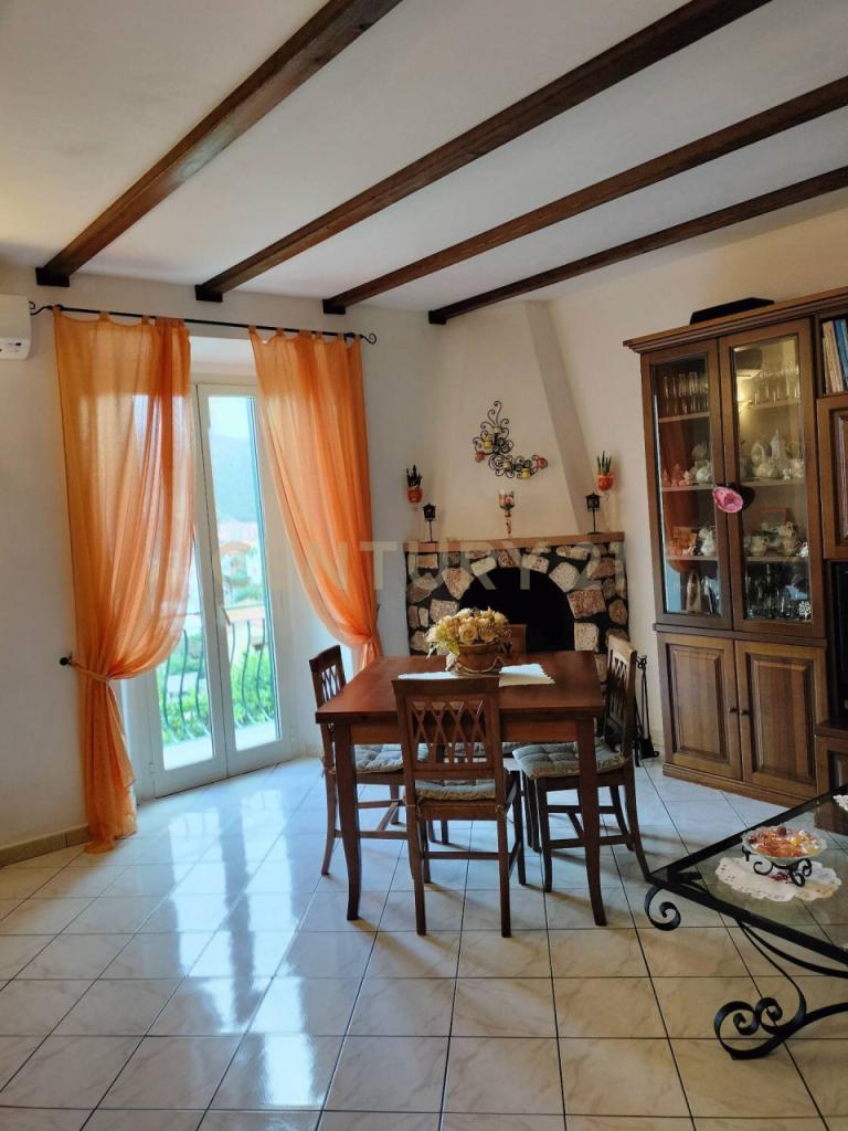 appartamento in vendita a Monte Argentario in zona Porto Santo Stefano