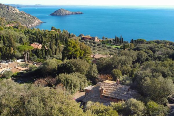 casa indipendente in vendita a Monte Argentario in zona Porto Ercole