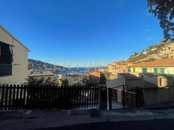 locale di sgombero in vendita a Monte Argentario in zona Porto Santo Stefano