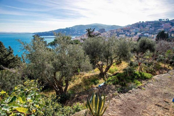 casa indipendente in vendita a Monte Argentario in zona Porto Santo Stefano