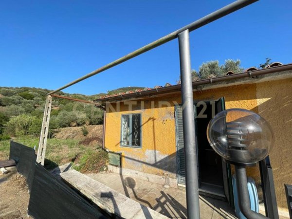 casa indipendente in vendita a Monte Argentario in zona Porto Santo Stefano