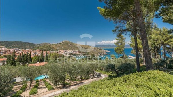 casa indipendente in vendita a Monte Argentario in zona Porto Ercole