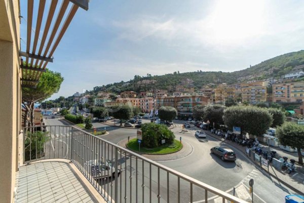 appartamento in vendita a Monte Argentario in zona Porto Santo Stefano