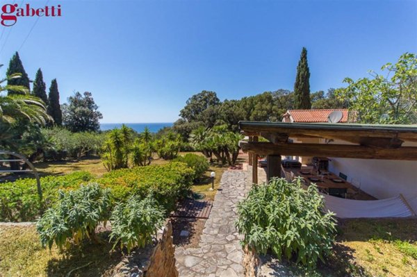 casa indipendente in vendita a Monte Argentario in zona Porto Santo Stefano