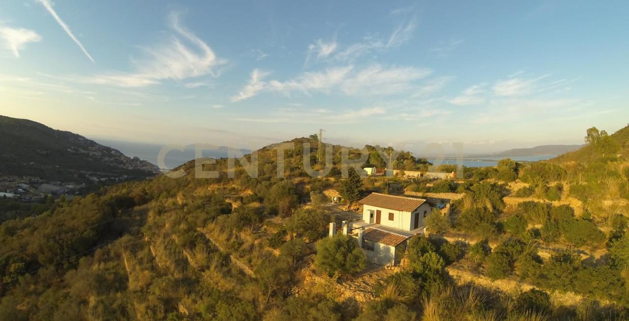 appartamento in vendita a Monte Argentario in zona Porto Santo Stefano