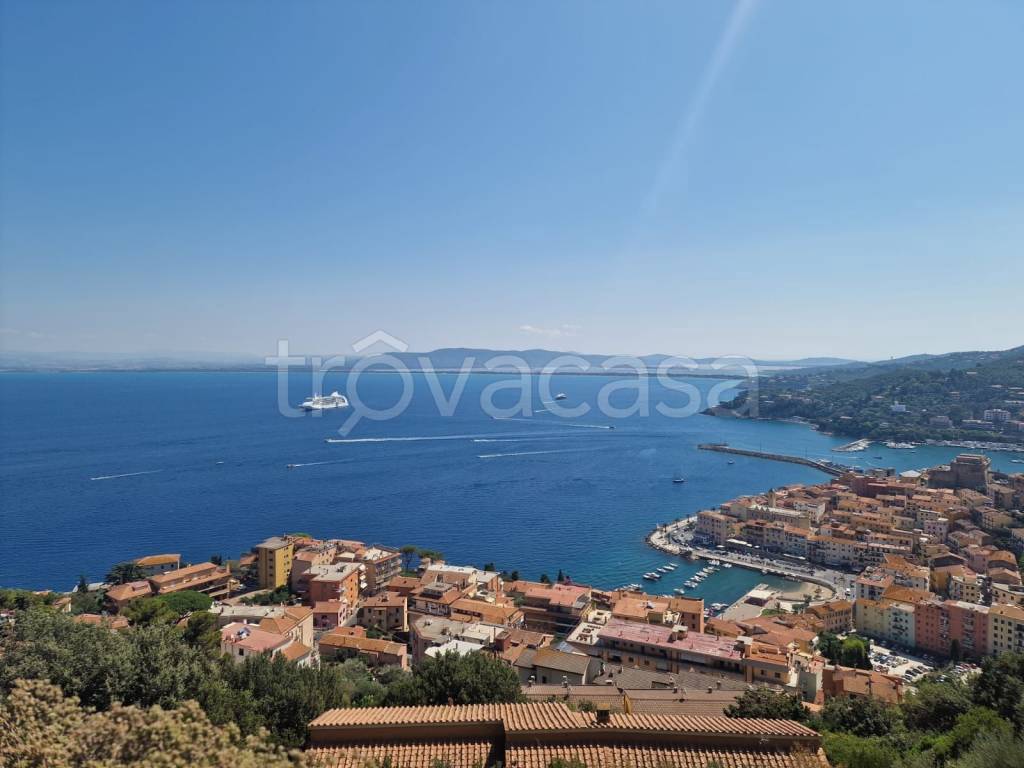 appartamento in vendita a Monte Argentario in zona Porto Santo Stefano