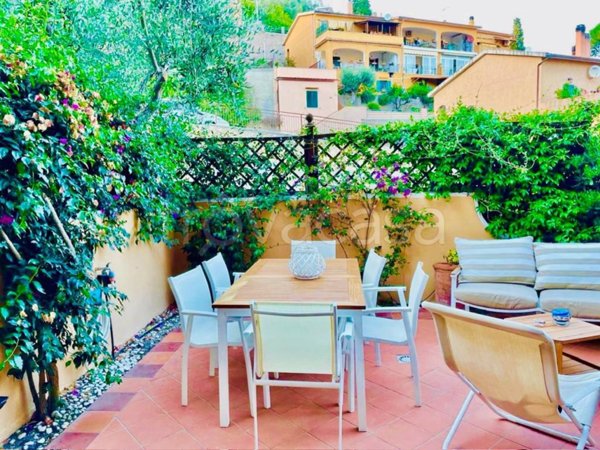 appartamento in vendita a Monte Argentario in zona Porto Santo Stefano