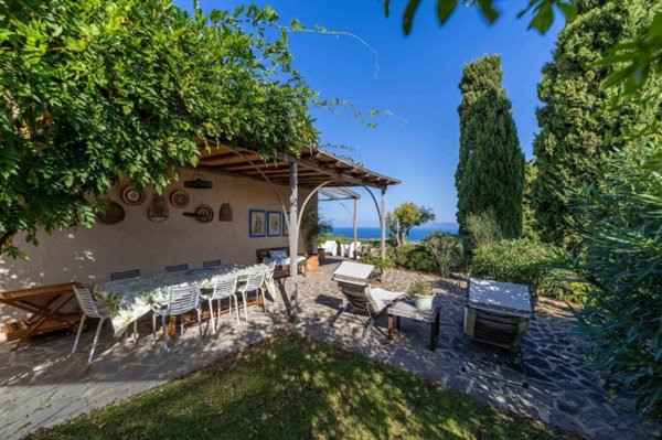 casa indipendente in vendita a Monte Argentario in zona Porto Santo Stefano