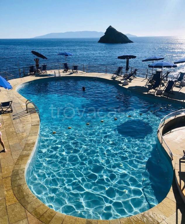 appartamento in vendita a Monte Argentario in zona Porto Santo Stefano