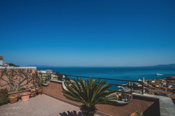 appartamento in vendita a Monte Argentario in zona Porto Santo Stefano