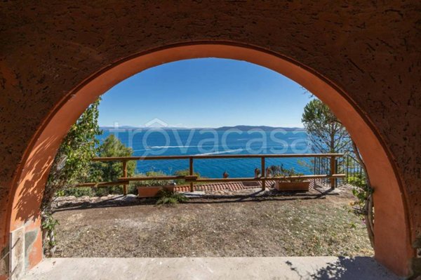 casa indipendente in vendita a Monte Argentario in zona Porto Santo Stefano