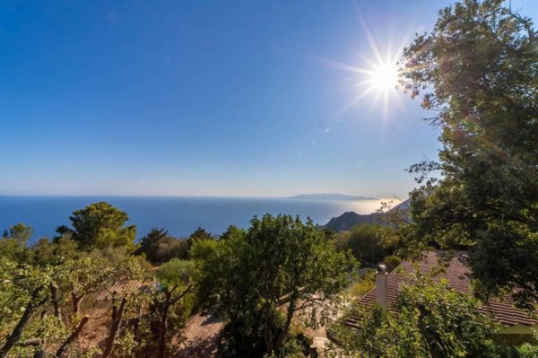 casa indipendente in vendita a Monte Argentario in zona Porto Santo Stefano