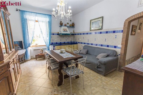 appartamento in vendita a Monte Argentario in zona Porto Santo Stefano