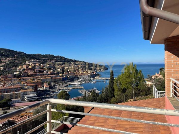 appartamento in vendita a Monte Argentario in zona Porto Santo Stefano