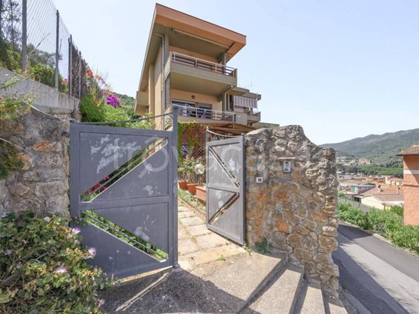 appartamento in vendita a Monte Argentario in zona Porto Santo Stefano