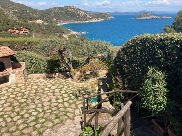 casa indipendente in vendita a Monte Argentario in zona Porto Ercole