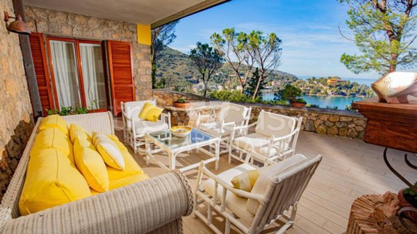 casa indipendente in vendita a Monte Argentario in zona Porto Santo Stefano
