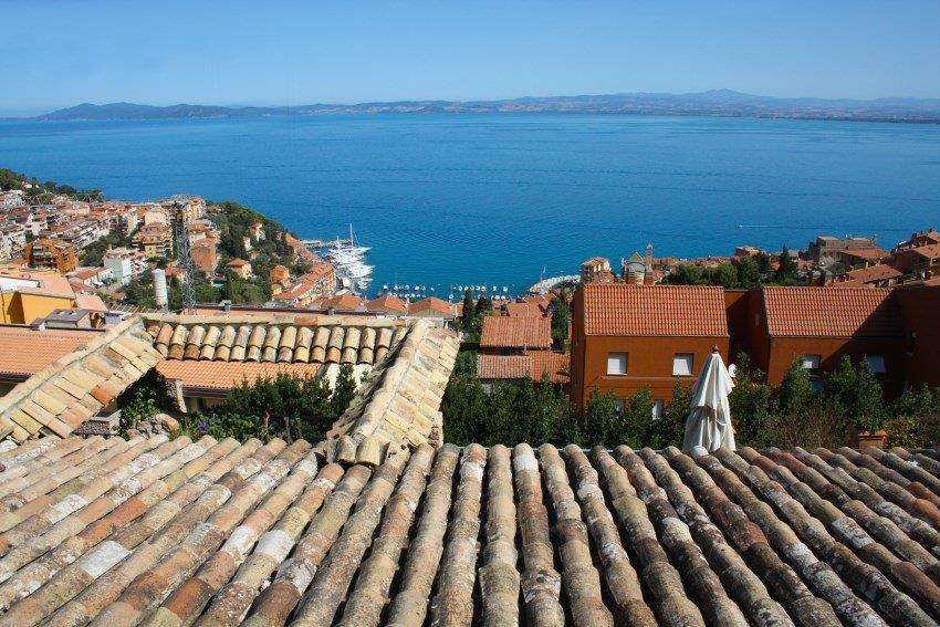 casa indipendente in vendita a Monte Argentario in zona Porto Santo Stefano