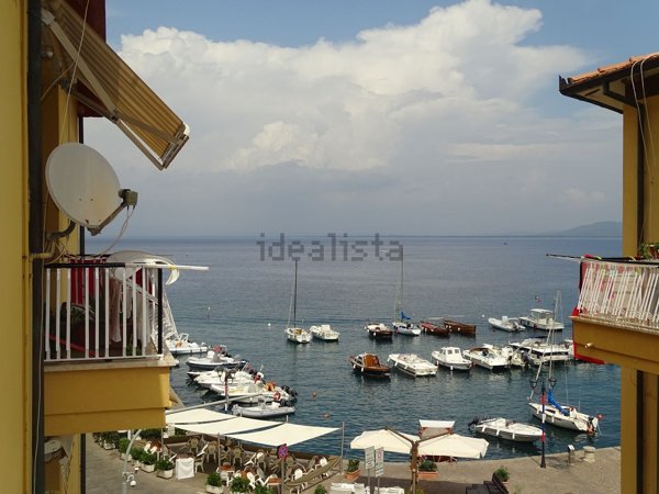 appartamento in vendita a Monte Argentario in zona Porto Santo Stefano