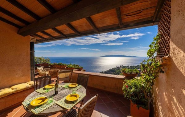 appartamento in vendita a Monte Argentario in zona Cala Piccola