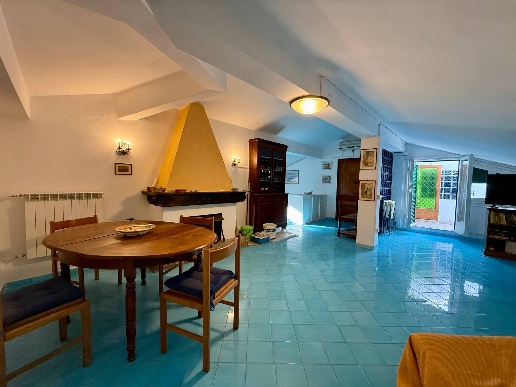 appartamento in vendita a Monte Argentario in zona Porto Santo Stefano