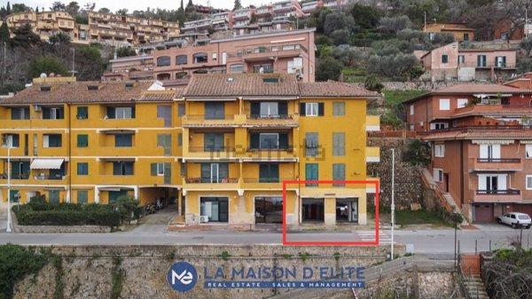 locale commerciale in vendita a Monte Argentario