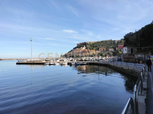 locale commerciale in vendita a Monte Argentario in zona Porto Ercole