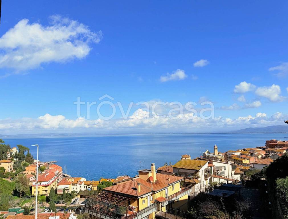 appartamento in vendita a Monte Argentario in zona Porto Santo Stefano