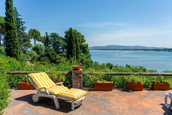 casa indipendente in vendita a Monte Argentario in zona Porto Santo Stefano