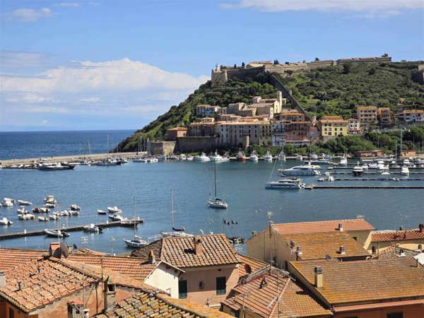 appartamento in vendita a Monte Argentario in zona Porto Ercole