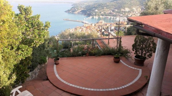casa indipendente in vendita a Monte Argentario in zona Porto Santo Stefano