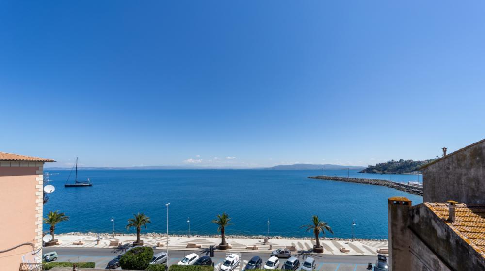 appartamento in vendita a Monte Argentario in zona Porto Santo Stefano