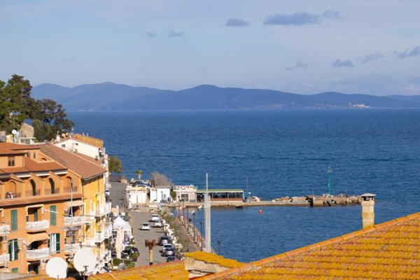appartamento in vendita a Monte Argentario in zona Porto Santo Stefano