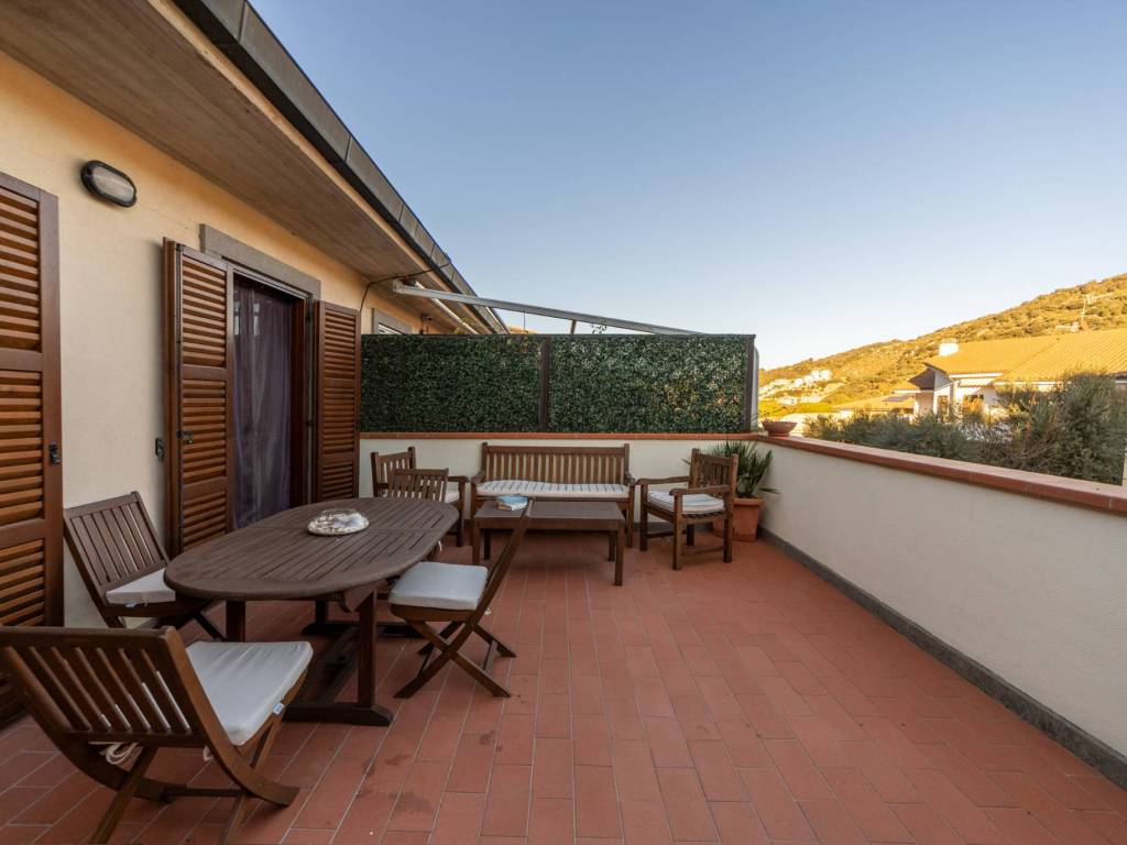 appartamento in vendita a Monte Argentario in zona Porto Santo Stefano