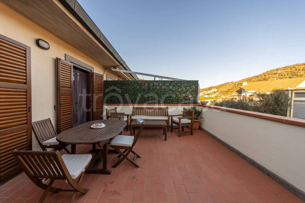 casa indipendente in vendita a Monte Argentario in zona Porto Santo Stefano