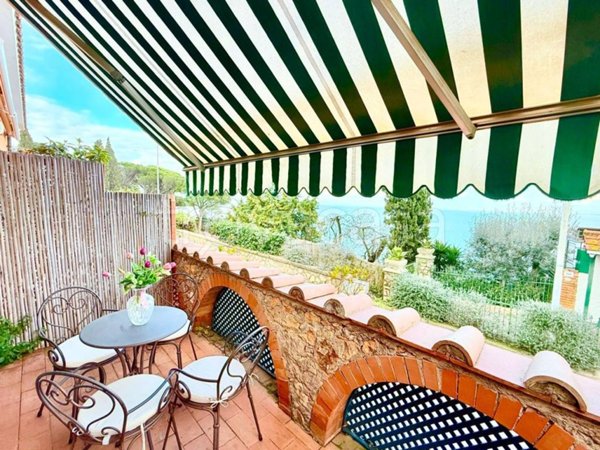 appartamento in vendita a Monte Argentario in zona Porto Santo Stefano