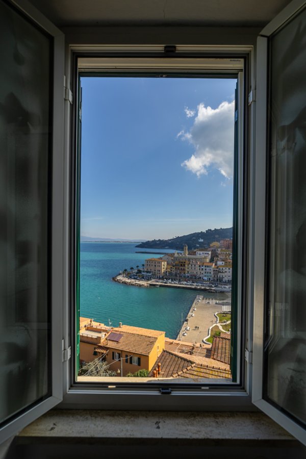 appartamento in vendita a Monte Argentario in zona Porto Santo Stefano