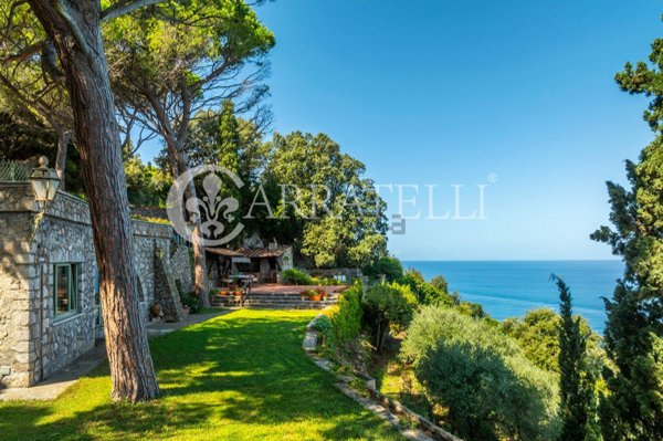 casa indipendente in vendita a Monte Argentario