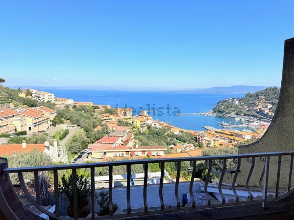 appartamento in vendita a Monte Argentario in zona Porto Santo Stefano