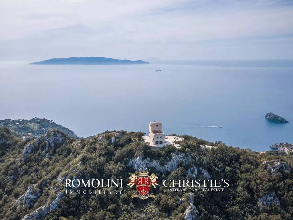 casa indipendente in vendita a Monte Argentario in zona Porto Santo Stefano