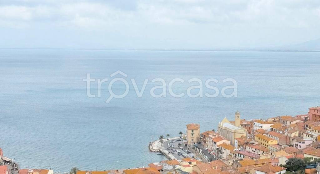 appartamento in vendita a Monte Argentario in zona Porto Santo Stefano