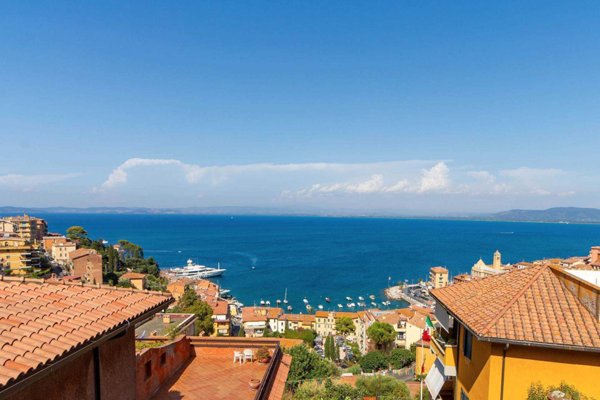 appartamento in vendita a Monte Argentario in zona Porto Santo Stefano