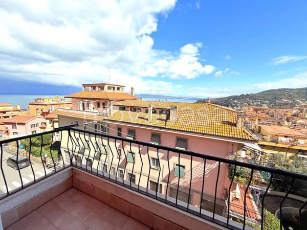 appartamento in vendita a Monte Argentario in zona Porto Santo Stefano