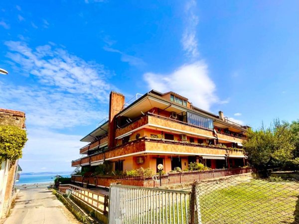 appartamento in vendita a Monte Argentario in zona Pozzarello