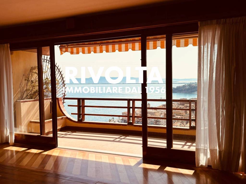 appartamento in vendita a Monte Argentario in zona Porto Santo Stefano