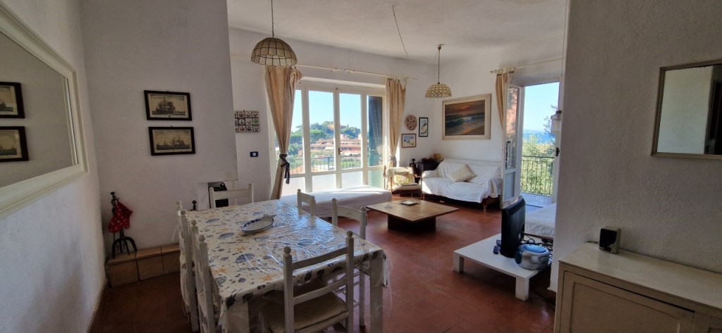 appartamento in vendita a Monte Argentario in zona Porto Santo Stefano