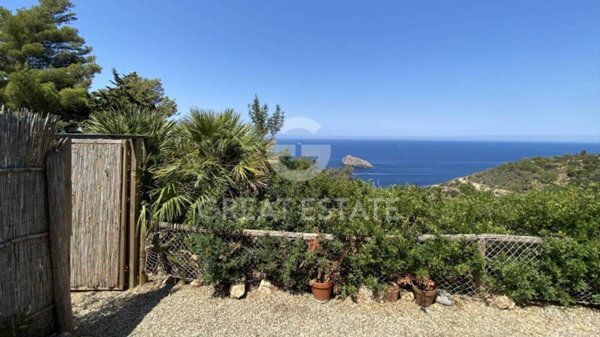 casa indipendente in vendita a Monte Argentario in zona Porto Santo Stefano