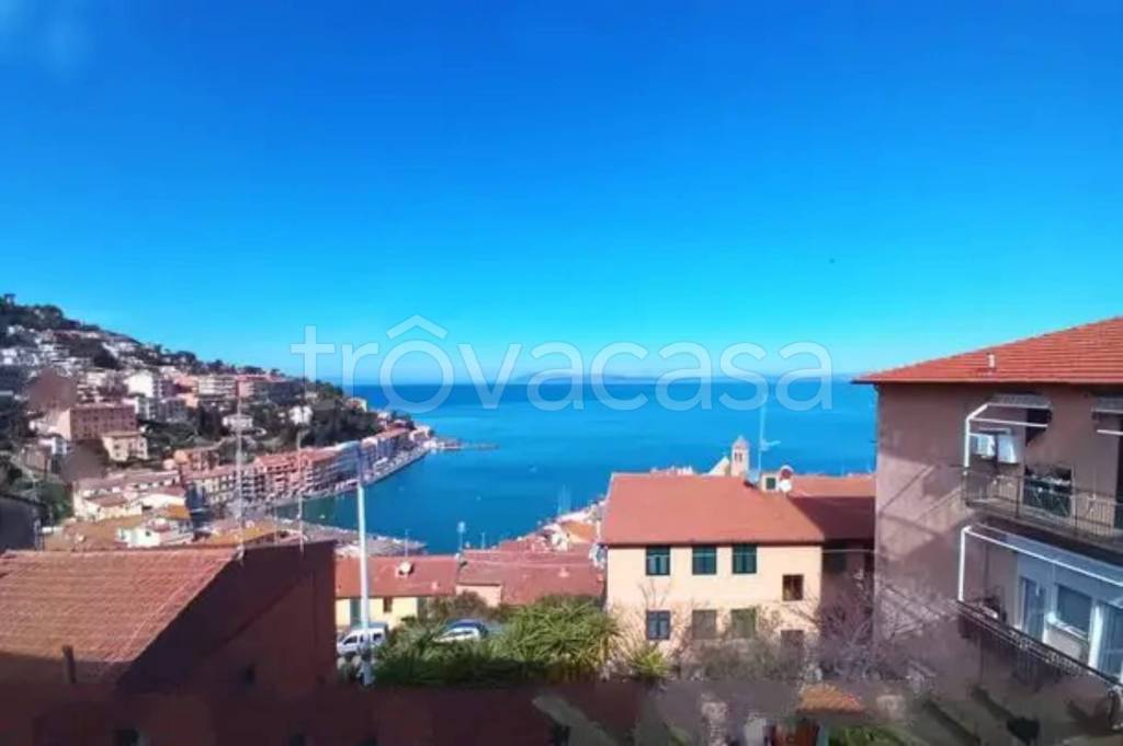 appartamento in vendita a Monte Argentario in zona Porto Santo Stefano